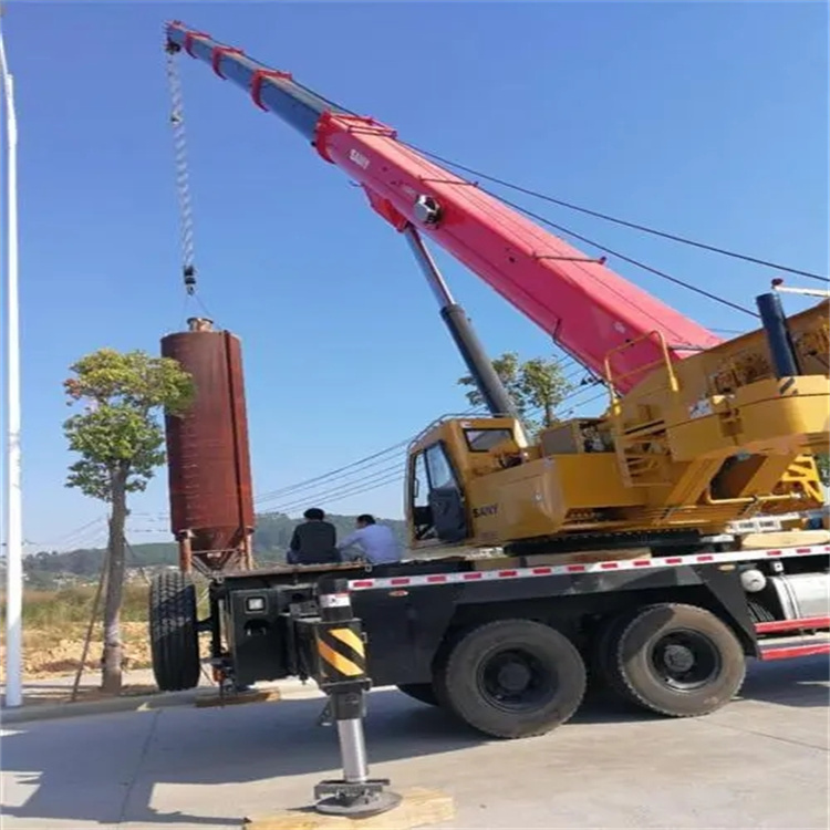 梓潼专业吊车租赁多少钱