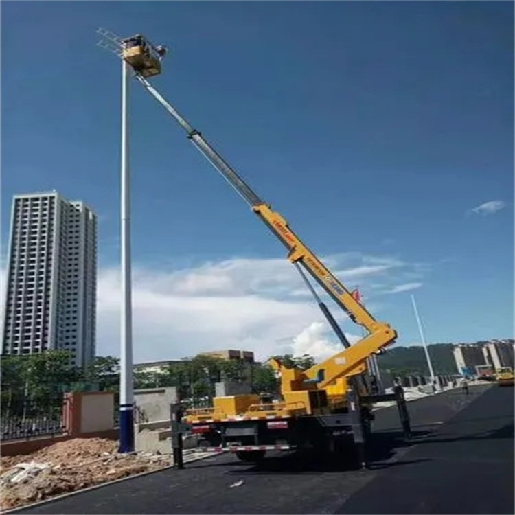 梓潼维修路灯的曲臂升降车出租